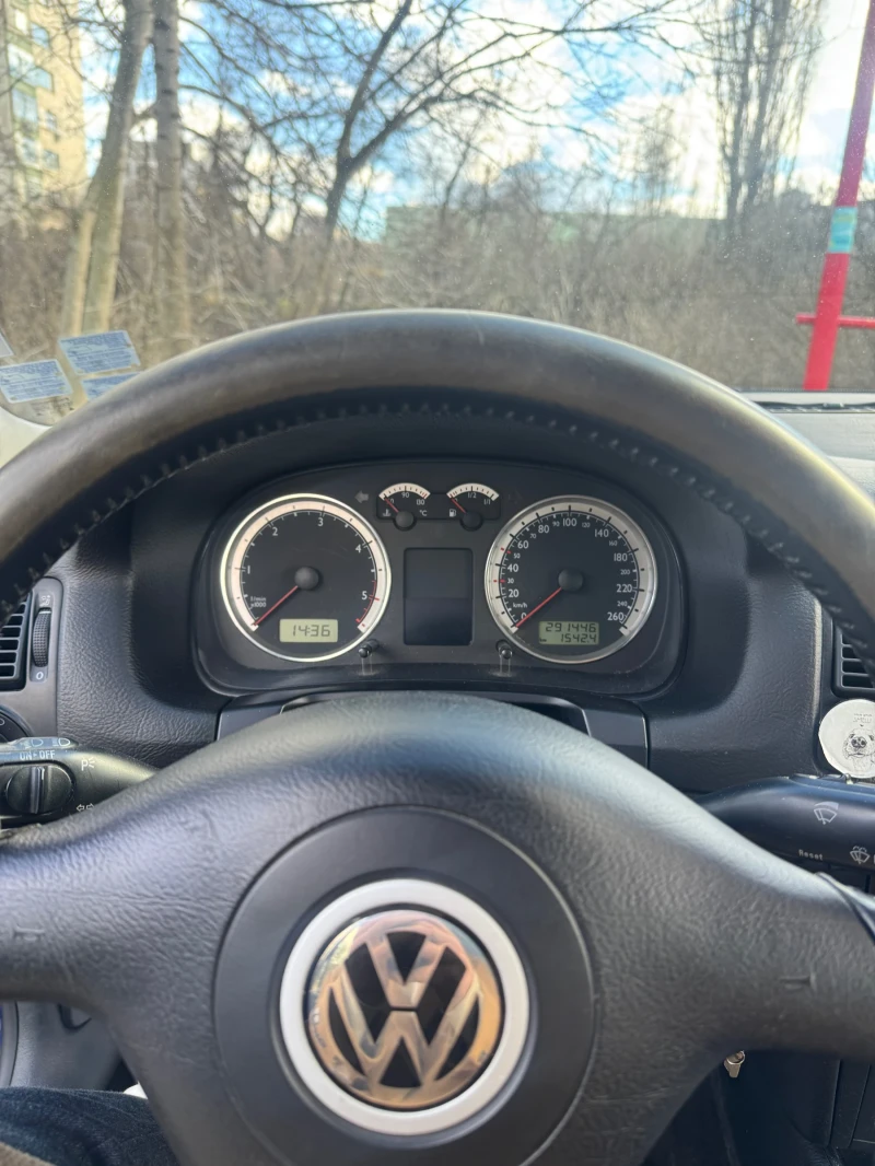 VW Golf 4 TDI 131ps Edition, снимка 7 - Автомобили и джипове - 53475707