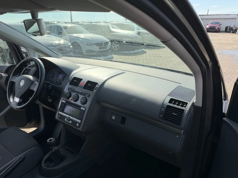 VW Touran 2.0METAN EURO 4, снимка 11 - Автомобили и джипове - 53596474