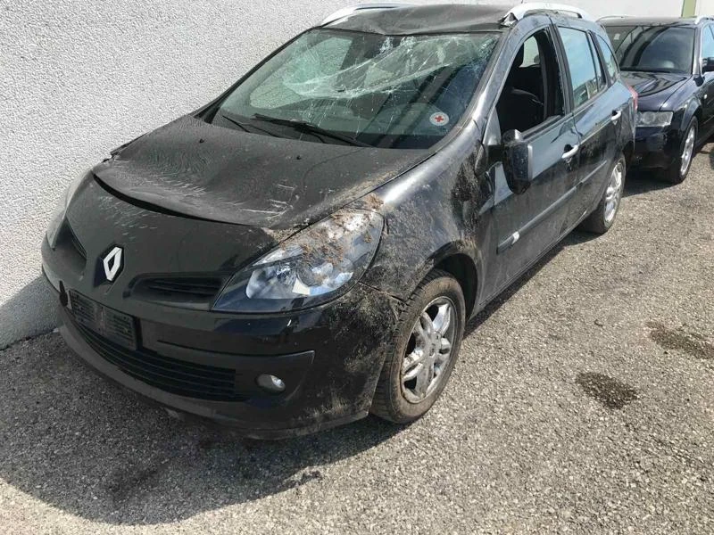 Renault Clio 1.2i tip D4F H7 turbo, снимка 2 - Автомобили и джипове - 28106473