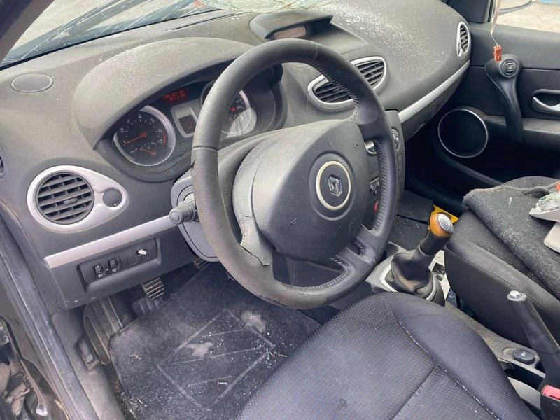 Renault Clio 1.2i tip D4F H7 turbo, снимка 15 - Автомобили и джипове - 28106473