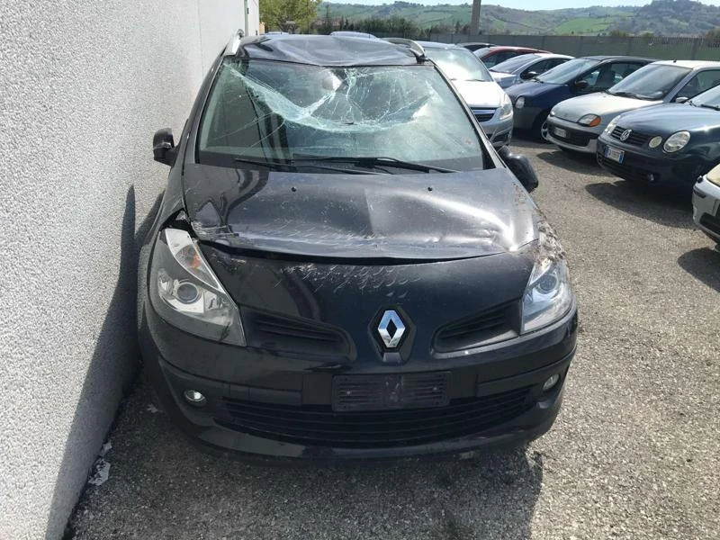 Renault Clio 1.2i tip D4F H7 turbo, снимка 3 - Автомобили и джипове - 28106473