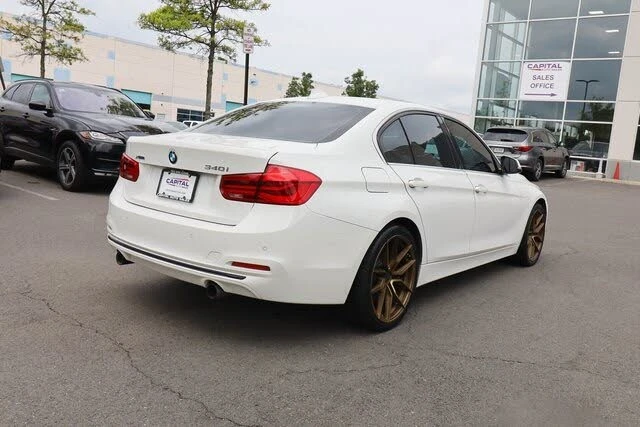 BMW 340 I * M-Package* * HeadUp* AвтоКредит* (ЦЕНА ДО БГ) - изображение 5