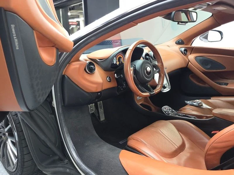 McLaren GT 3.8 Coupe| 562к.с., снимка 11 - Автомобили и джипове - 56129178
