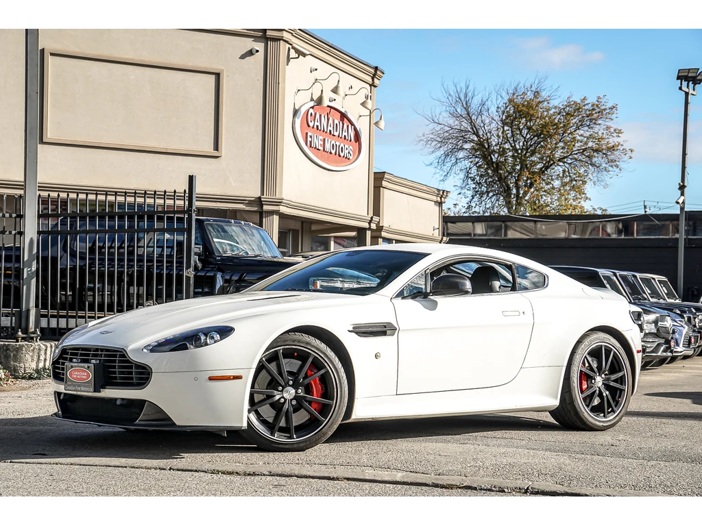 Aston Martin V8 Vantage S COUPE | CARBON FIBER PKG | NAVI | CAM | , снимка 1