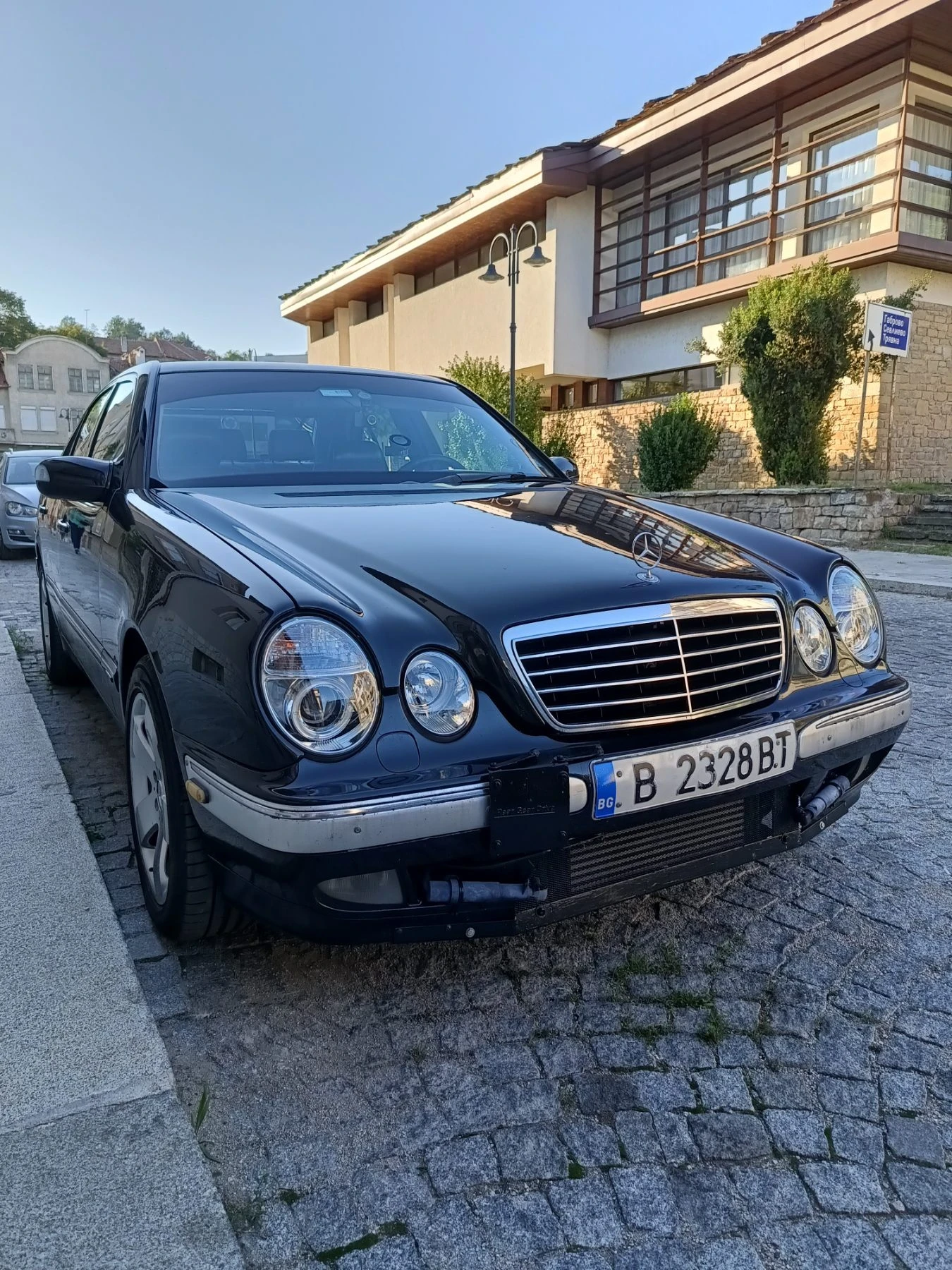 Mercedes-Benz E 270  - изображение 2