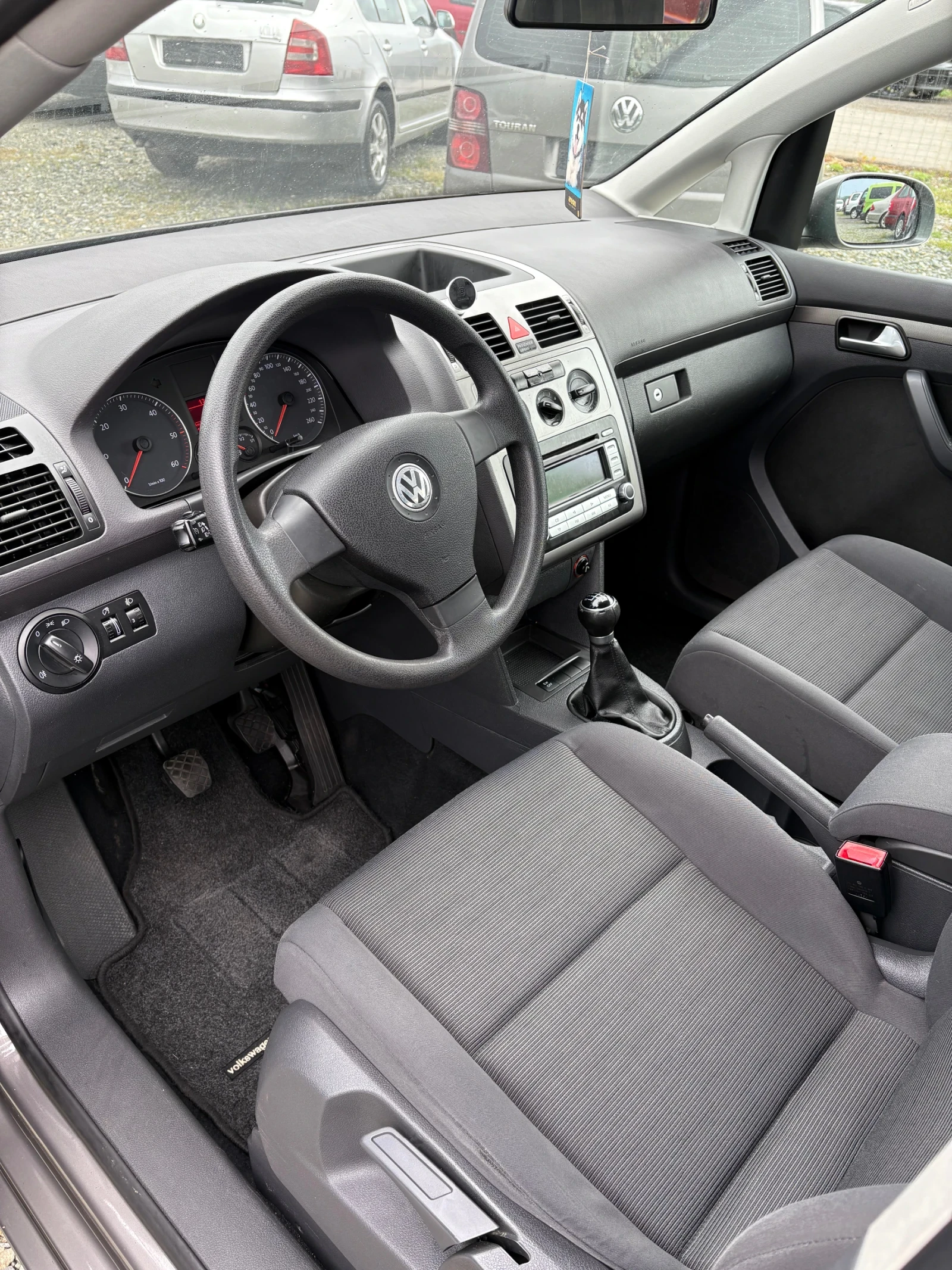 VW Touran 1.9TDI - изображение 7