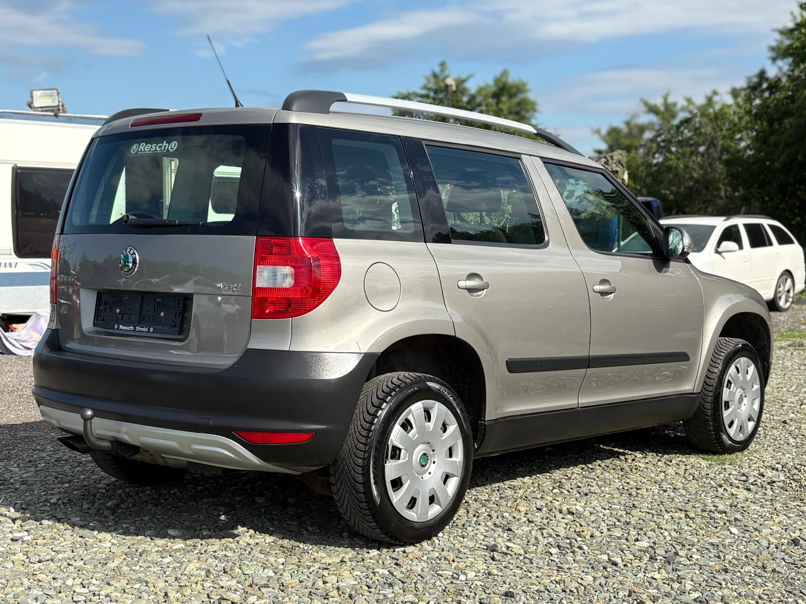 Skoda Yeti 2.0 TDI - изображение 6