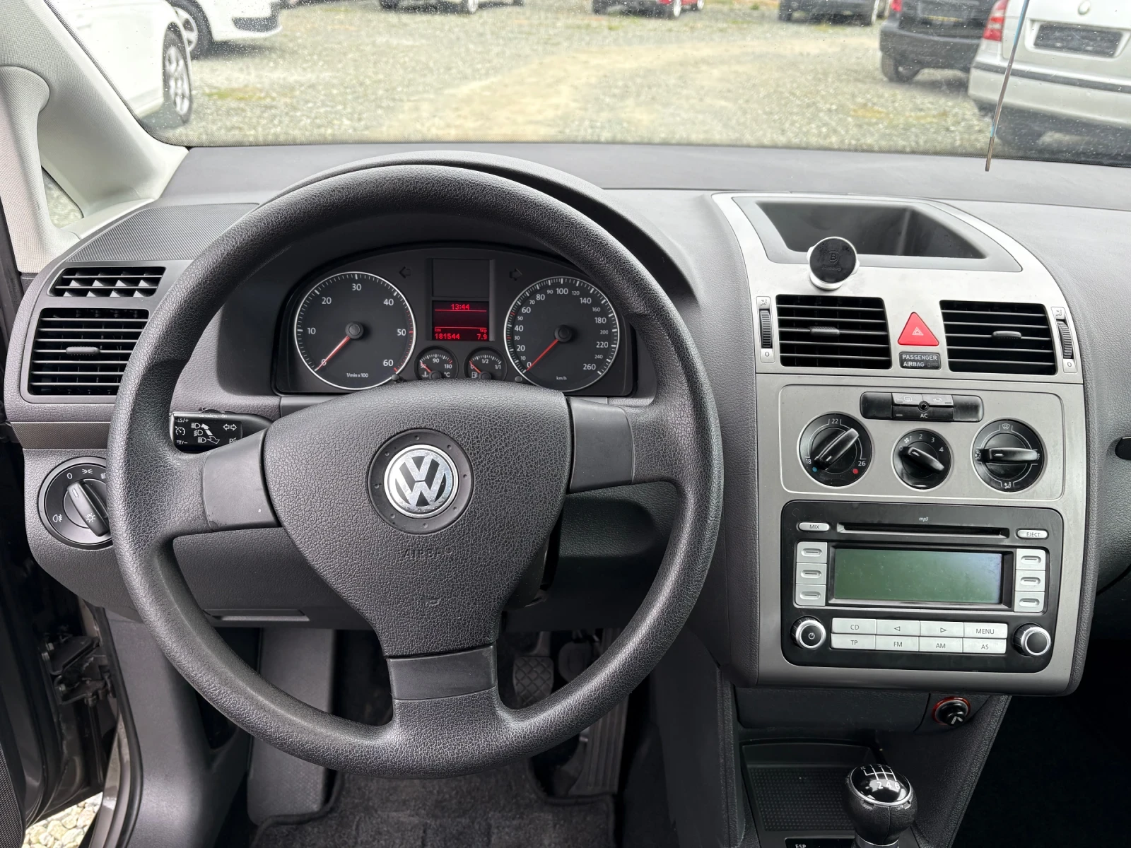 VW Touran 1.9TDI - изображение 9