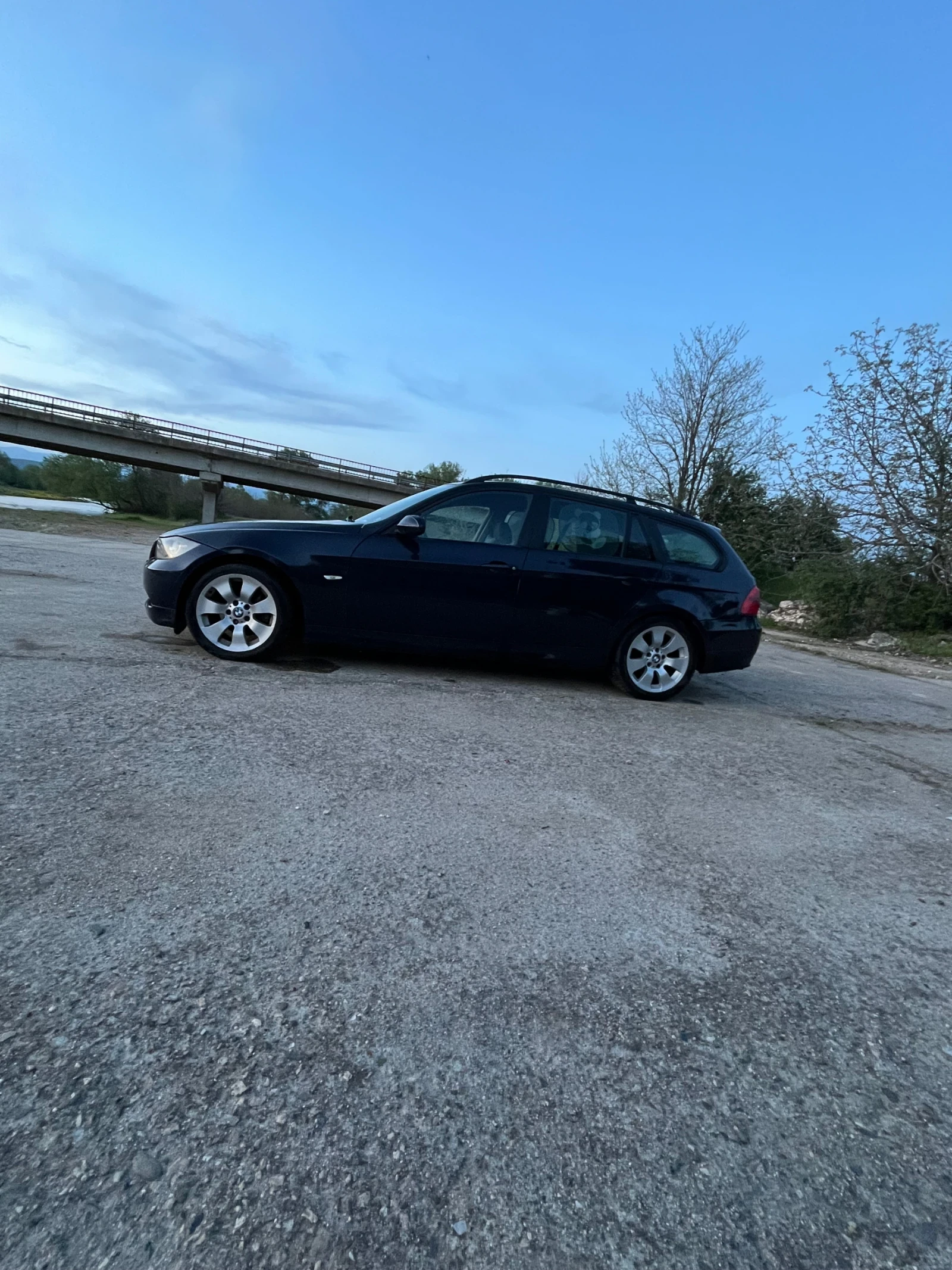 BMW 320  - изображение 2
