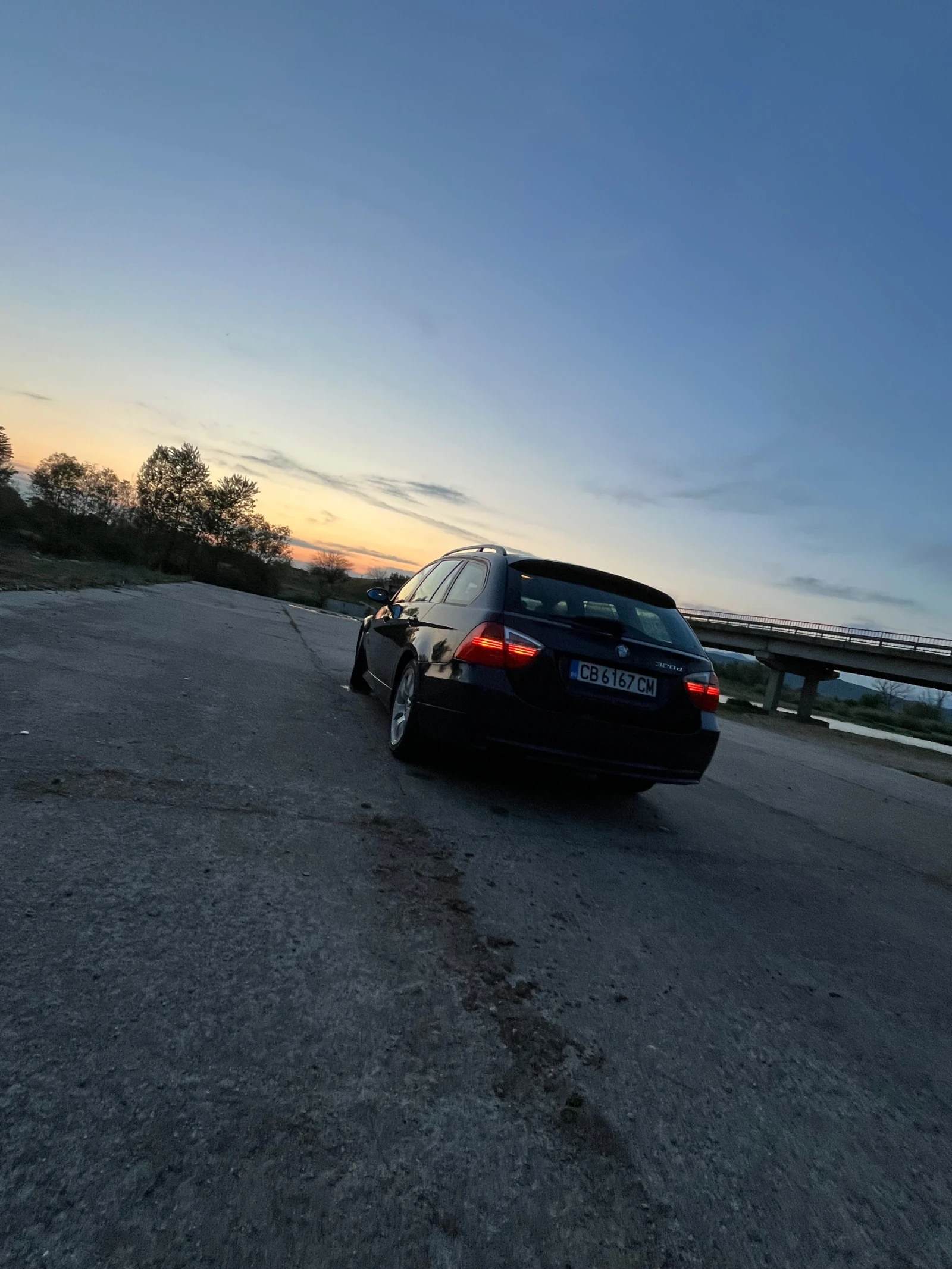 BMW 320  - изображение 8