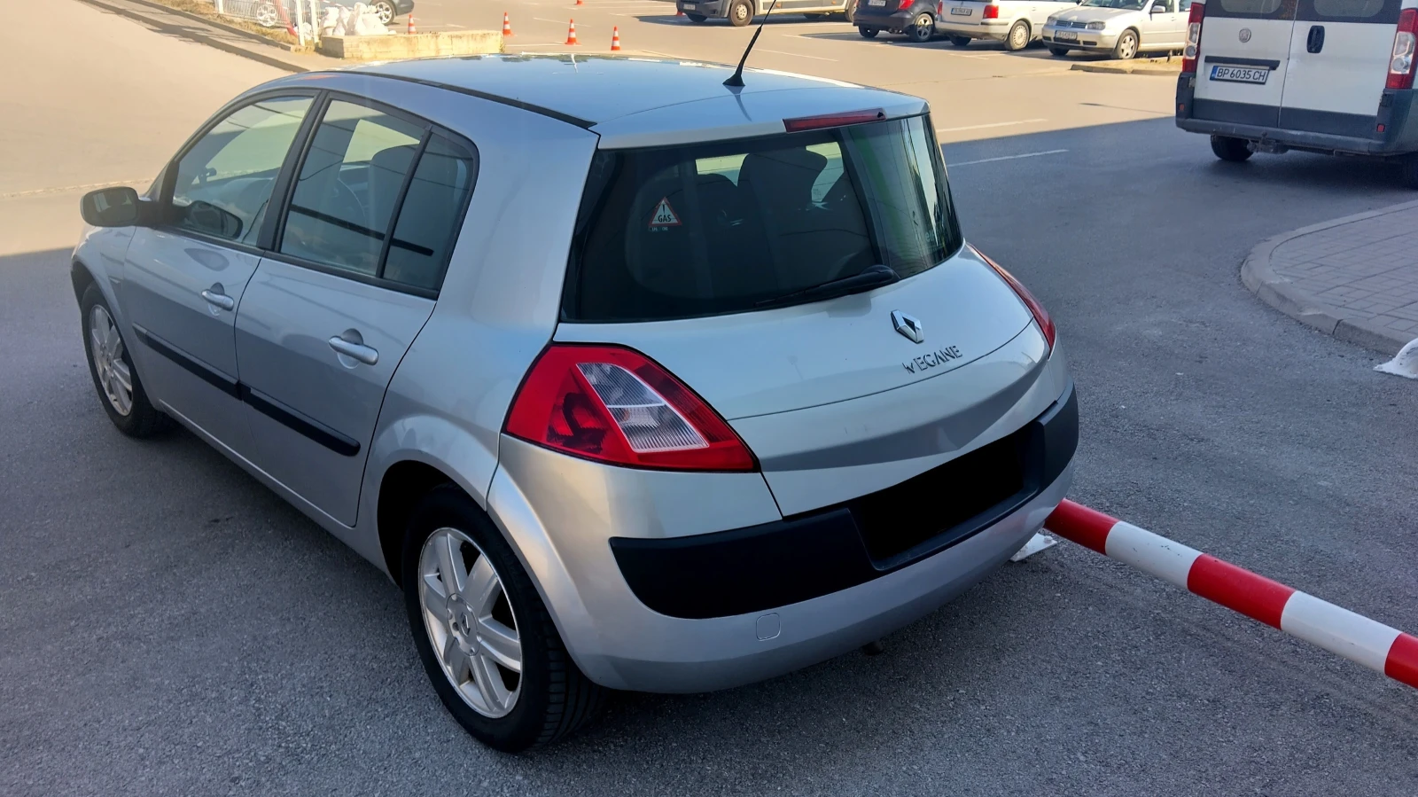 Renault Megane 1.6 16V. LPG. A/C. ЕКО-4 - изображение 3
