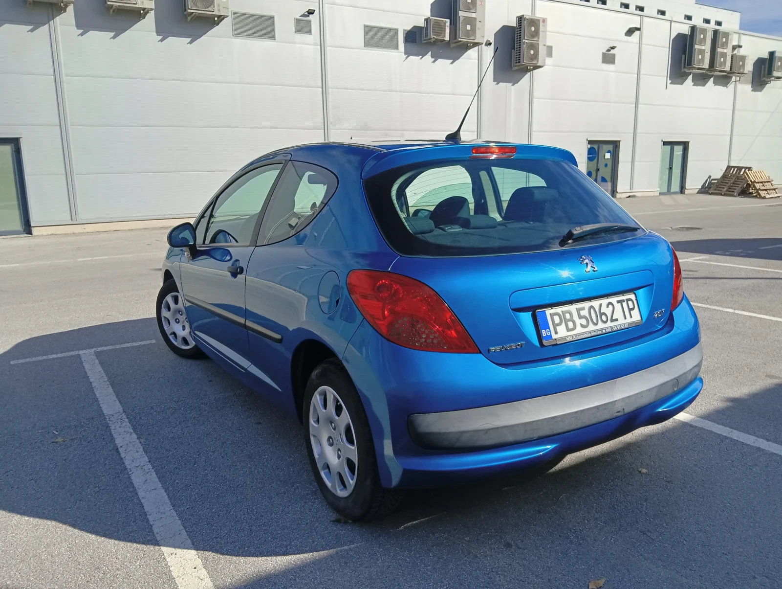 Peugeot 207 1.4 - изображение 7