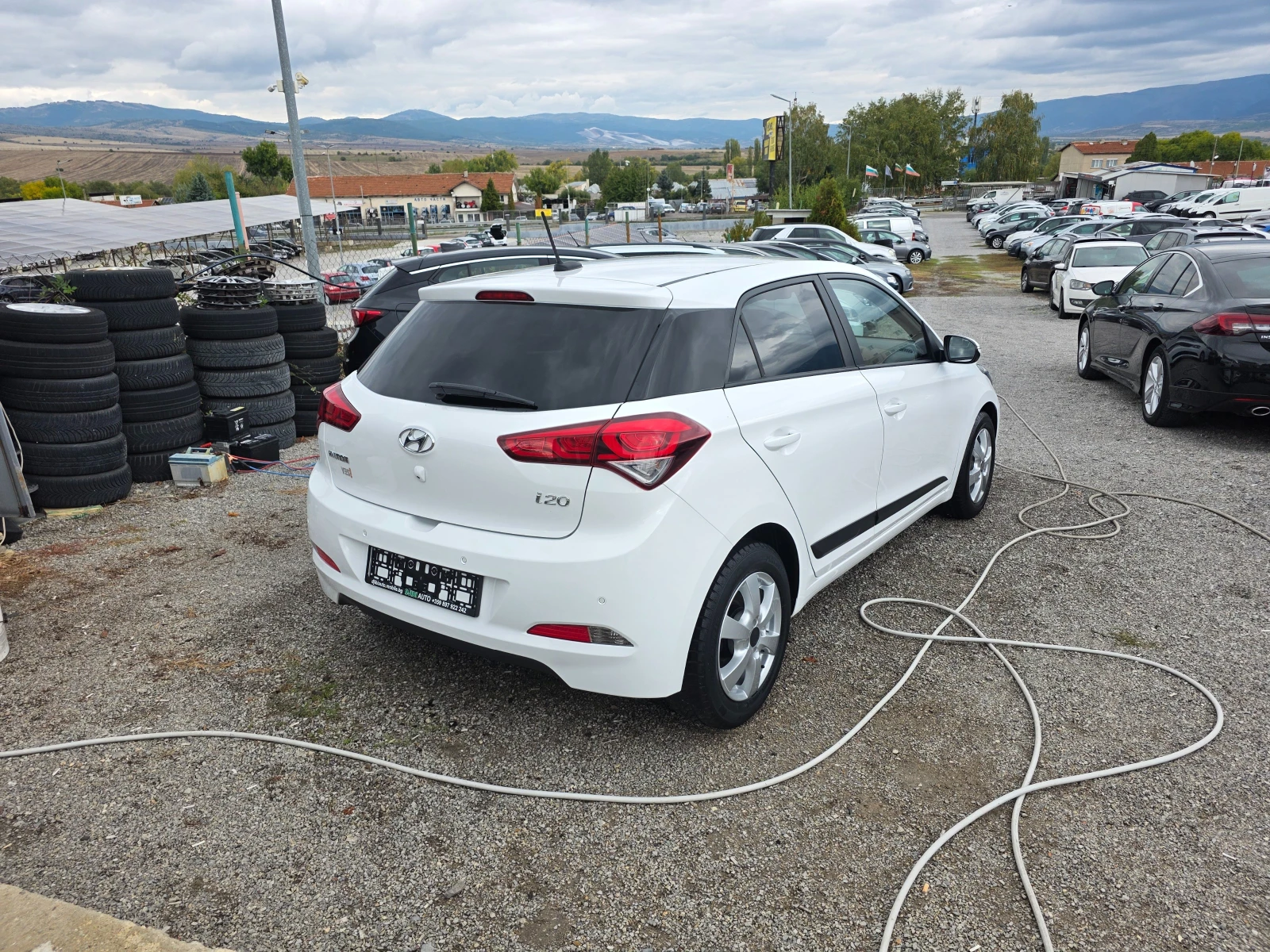 Hyundai I20 1.2i 86k.c euro6 navi led kamera - изображение 6