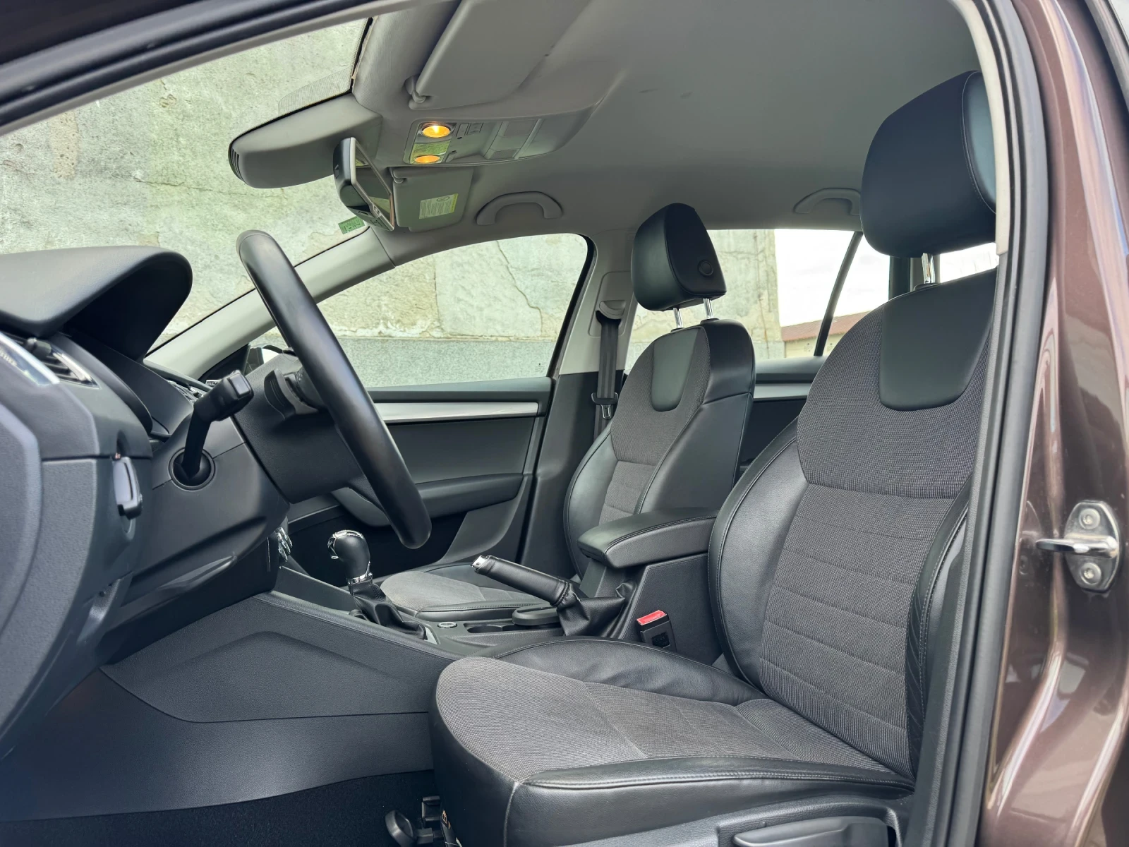 Skoda Octavia 2.0TDI ELEGANCE CANTON LANE/PARK-ASSIST DSG  | Mobile.bg   6