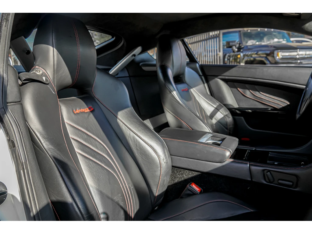 Aston Martin V8 Vantage S COUPE | CARBON FIBER PKG | NAVI | CAM |  | Mobile.bg � ����������� 13