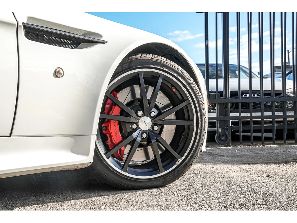 Aston Martin V8 Vantage S COUPE | CARBON FIBER PKG | NAVI | CAM |  | Mobile.bg � ����������� 5