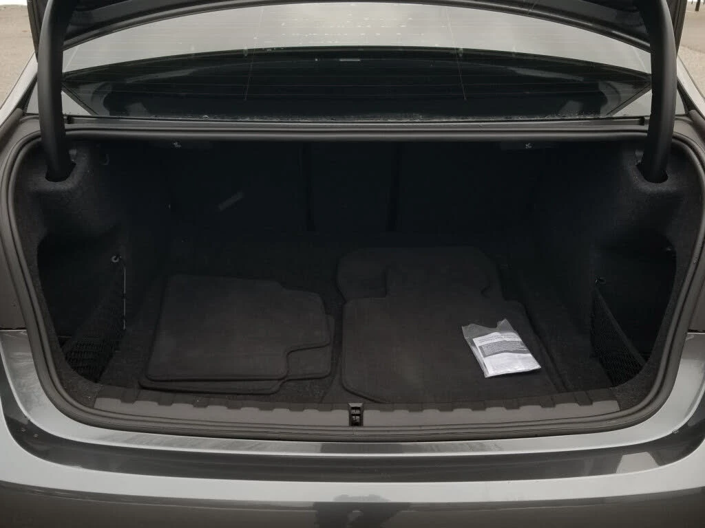 BMW 330 xDrive - изображение 9