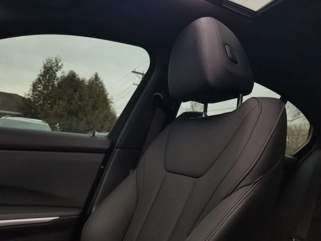 BMW 330 xDrive | Mobile.bg � ����������� 12