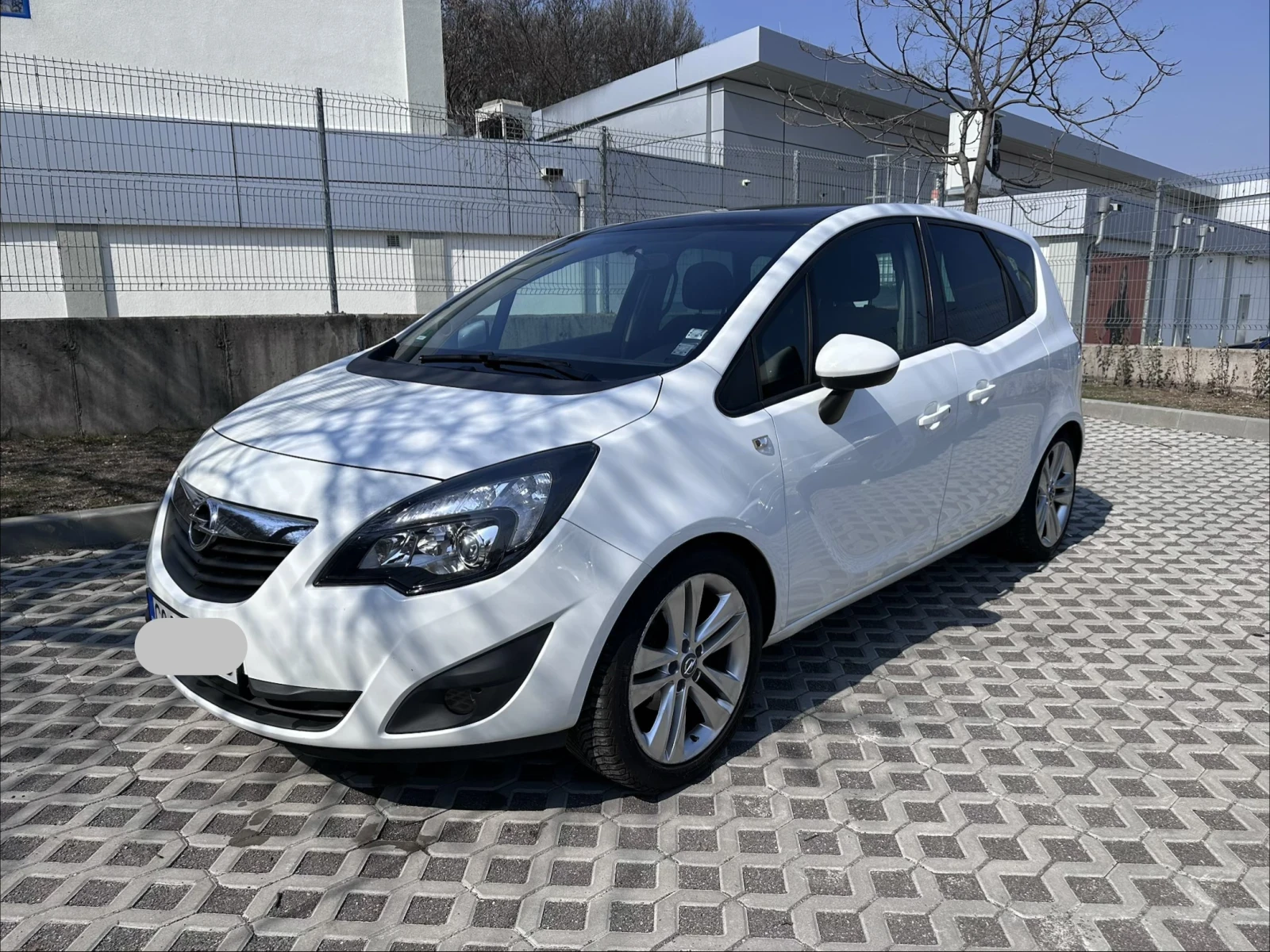 Opel Meriva 1, 4i - 120 k.c. РЕГИСТРИРАНА/ОБСЛУЖЕНА
