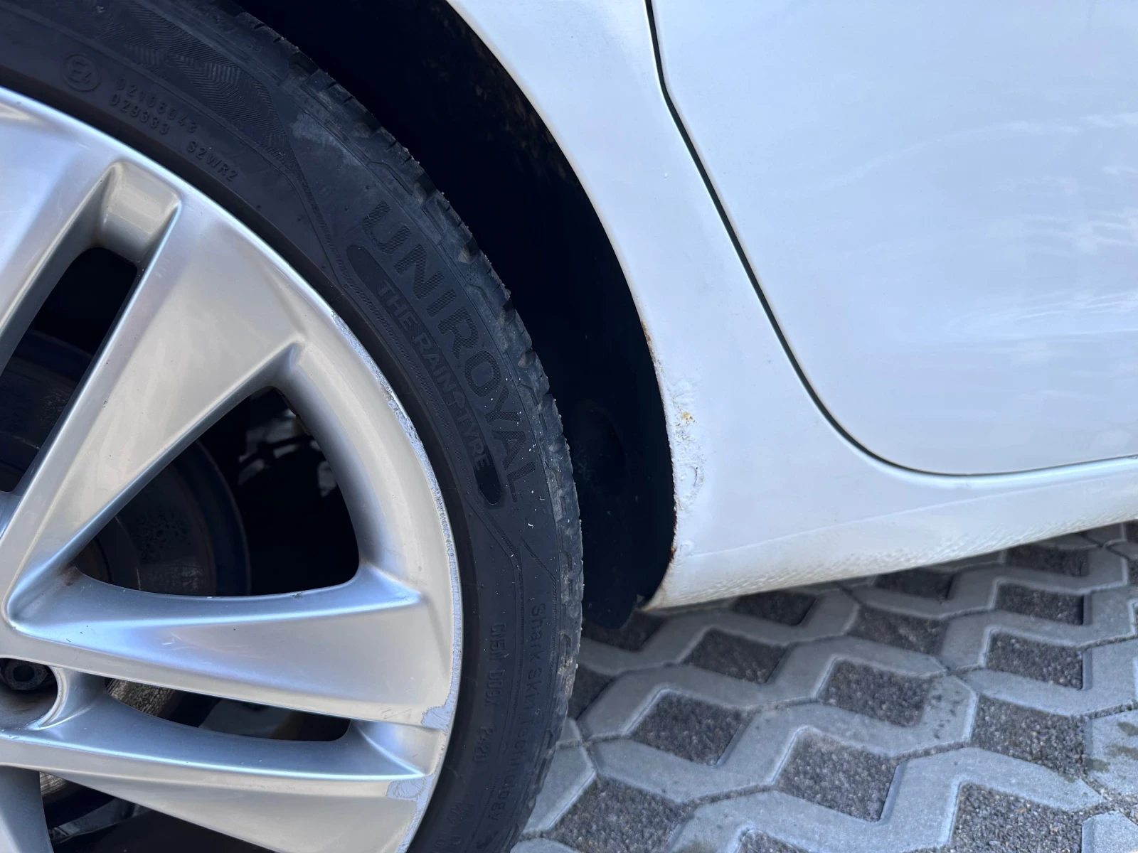 Opel Meriva 1, 4i - 120 k.c. РЕГИСТРИРАНА/ОБСЛУЖЕНА, снимка 16 - Автомобили и джипове - 53877396