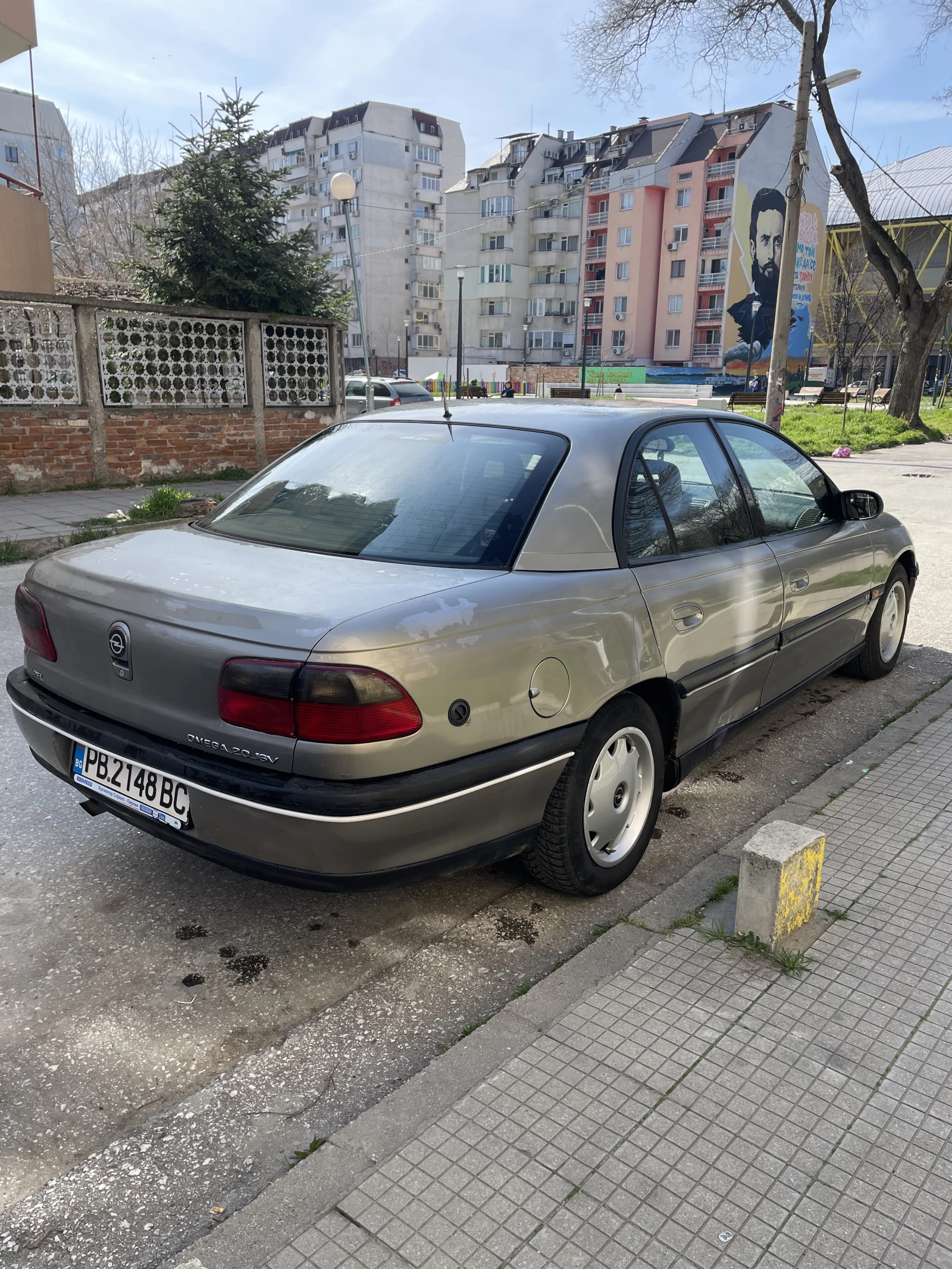 Opel Omega Б, снимка 4 - Автомобили и джипове - 53896094