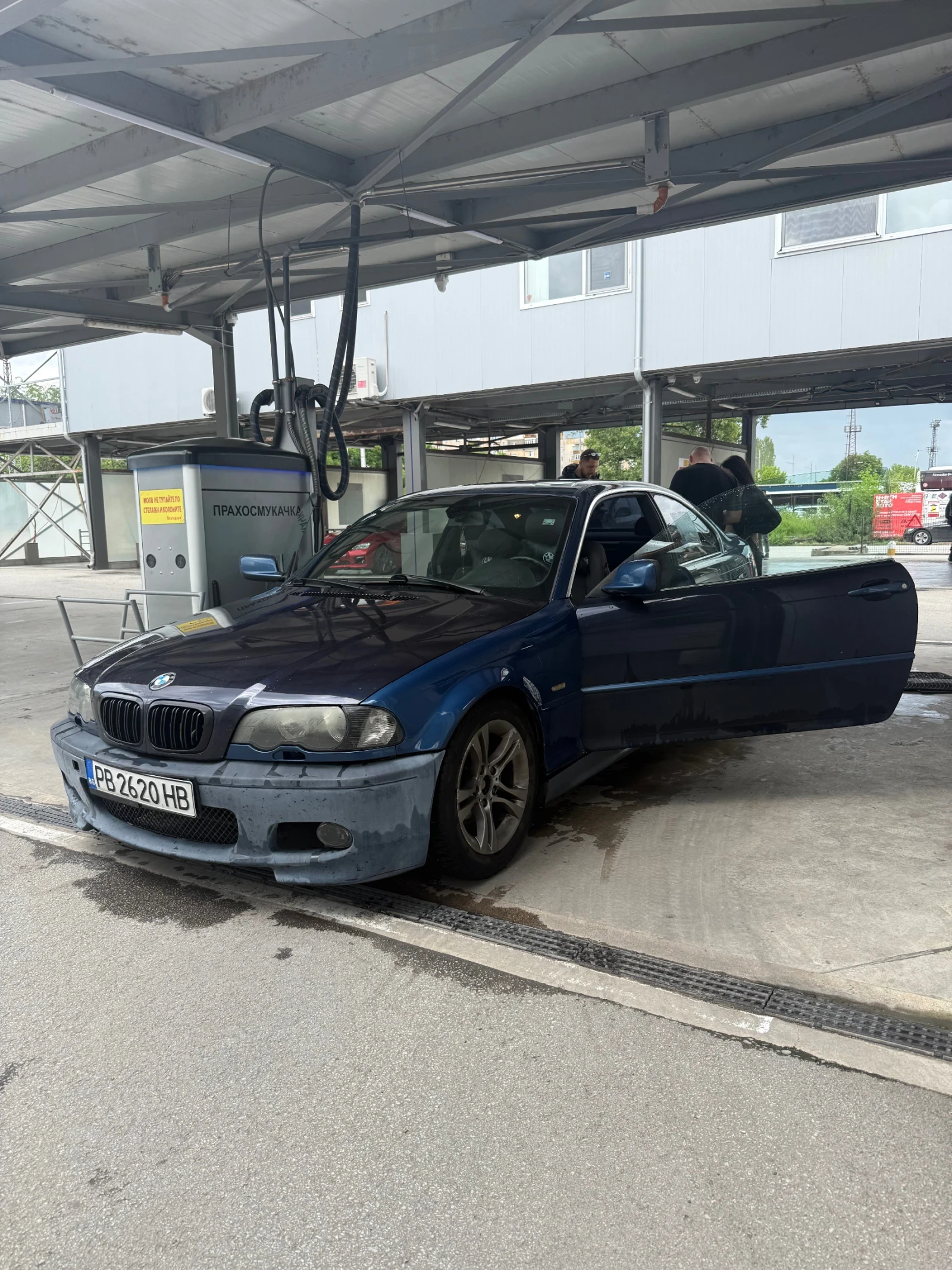 BMW 320, снимка 2 - Автомобили и джипове - 54662567