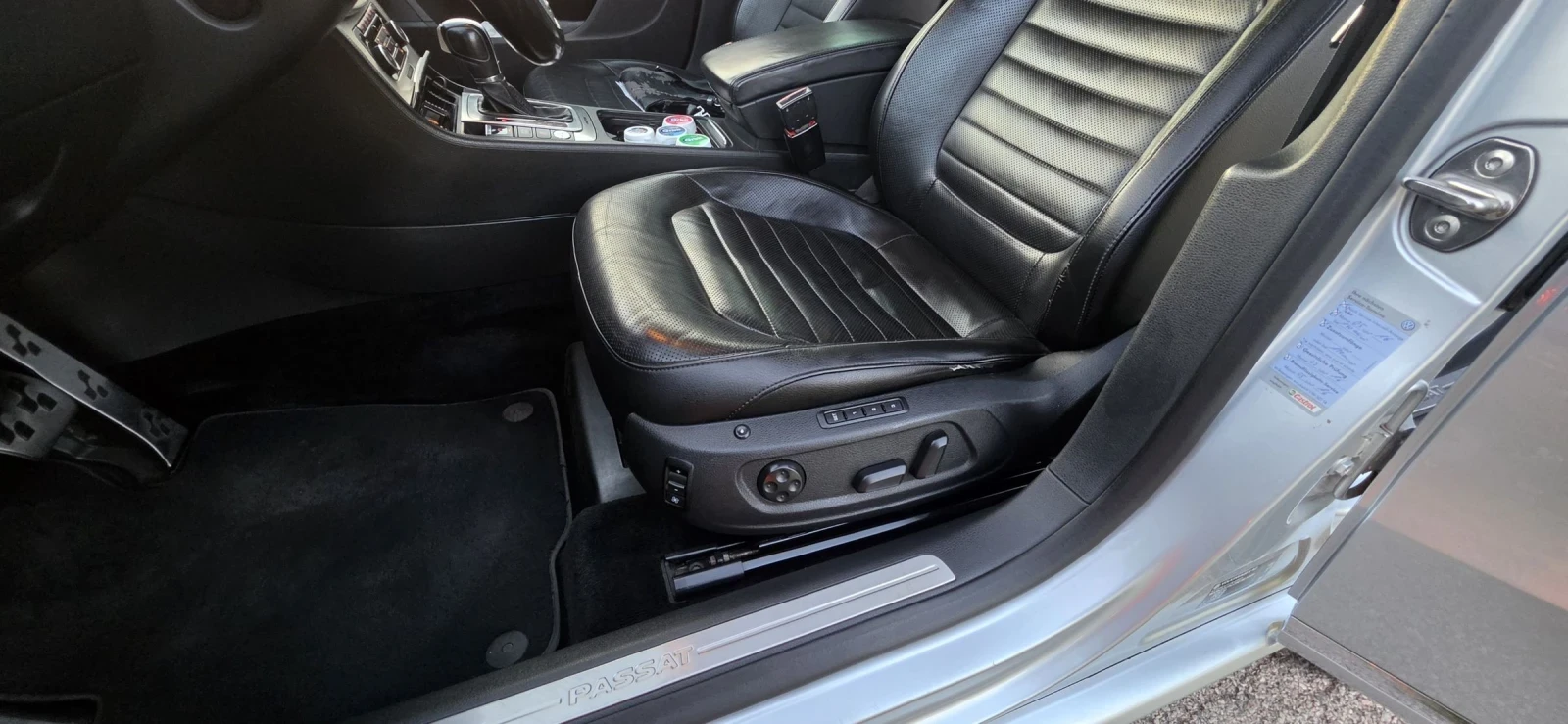 VW Passat R-Line , full full, снимка 11 - Автомобили и джипове - 54672135