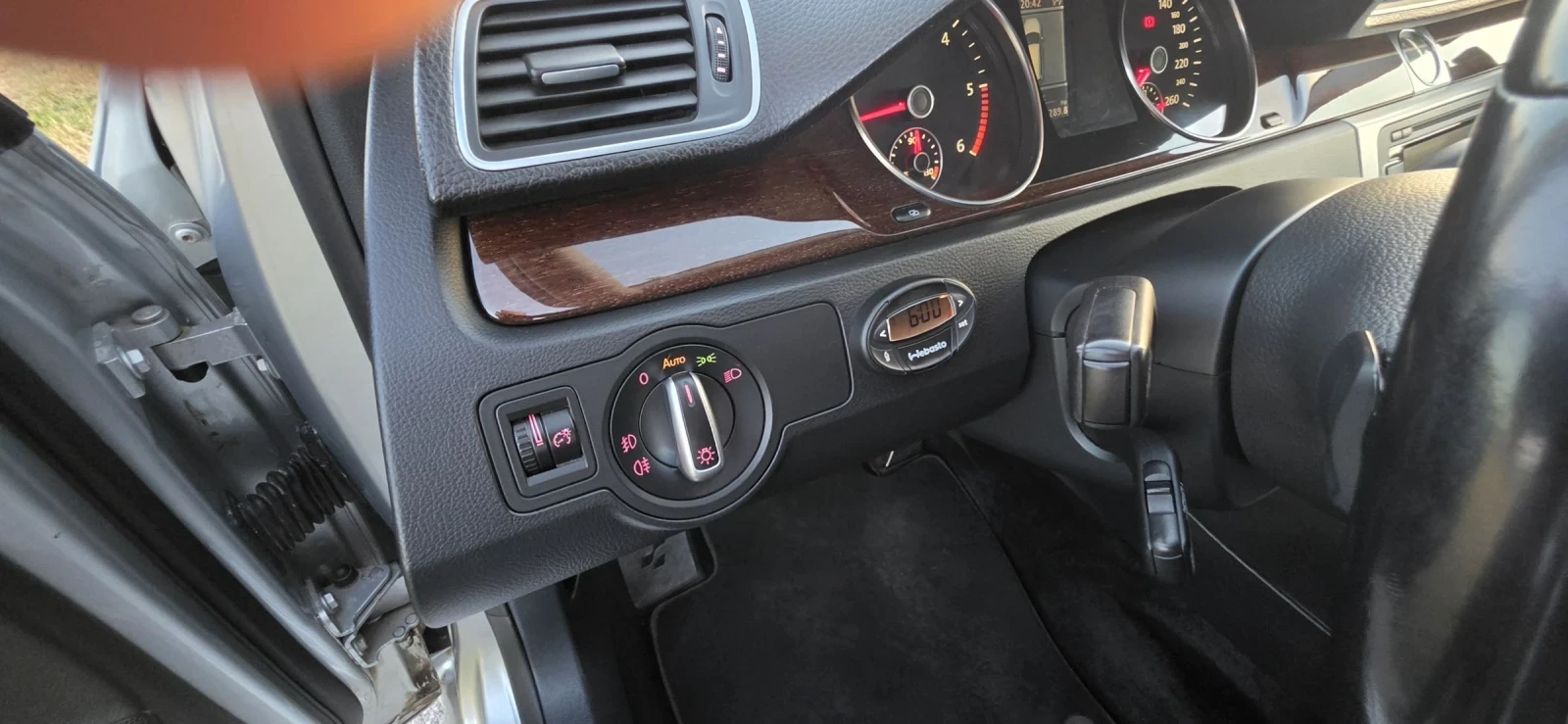 VW Passat R-Line , full full, снимка 13 - Автомобили и джипове - 54672135