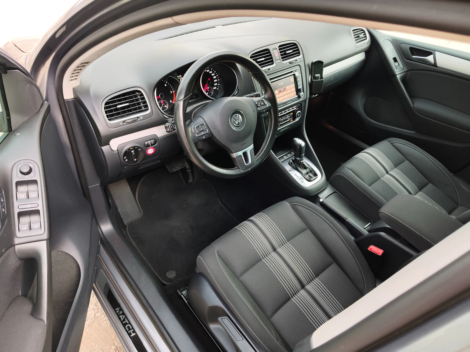 VW Golf TDI DSG MATCH, снимка 9 - Автомобили и джипове - 55213221