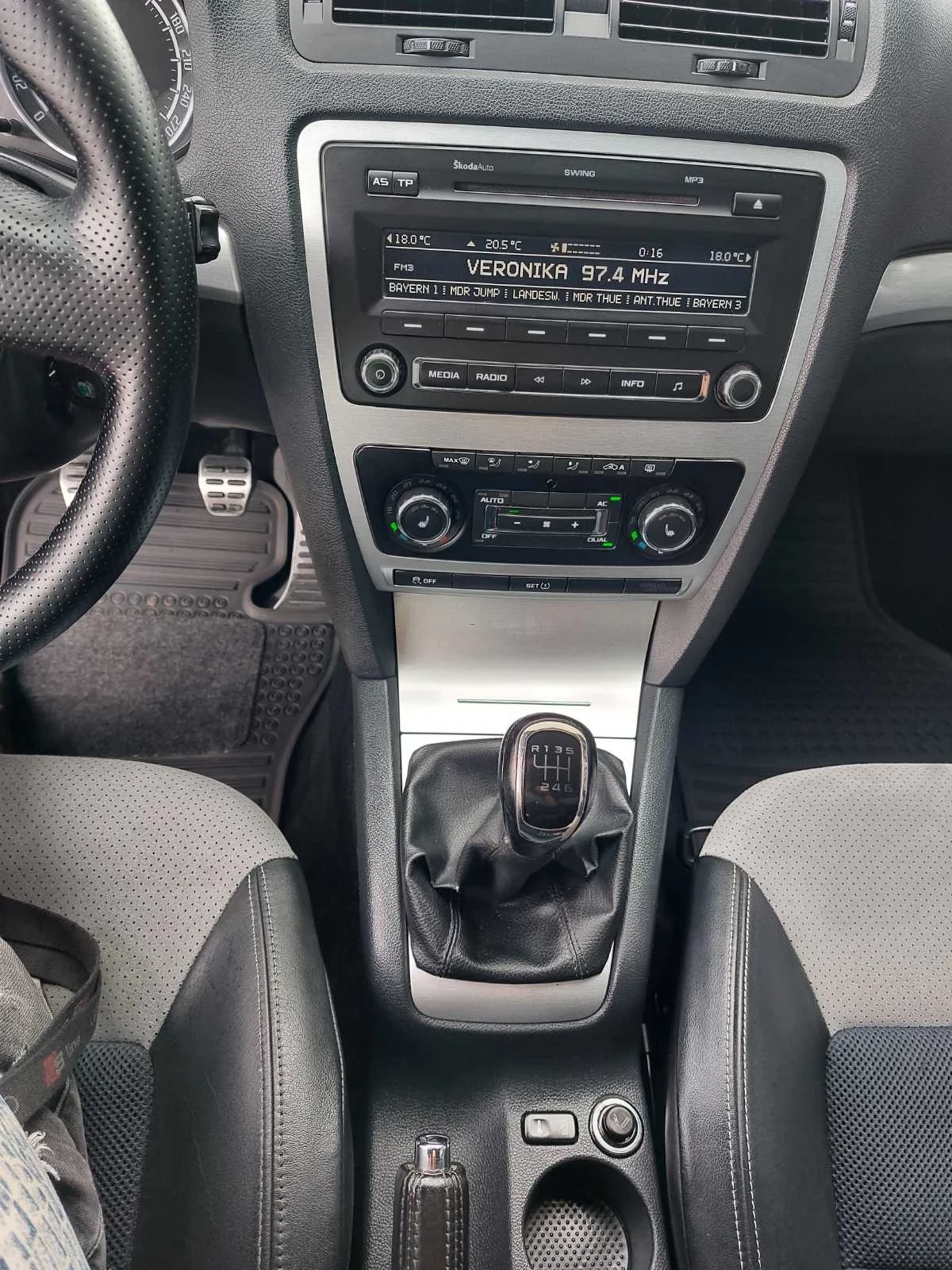 Skoda Octavia 2.0VRS, 6ск, снимка 16 - Автомобили и джипове - 55267882