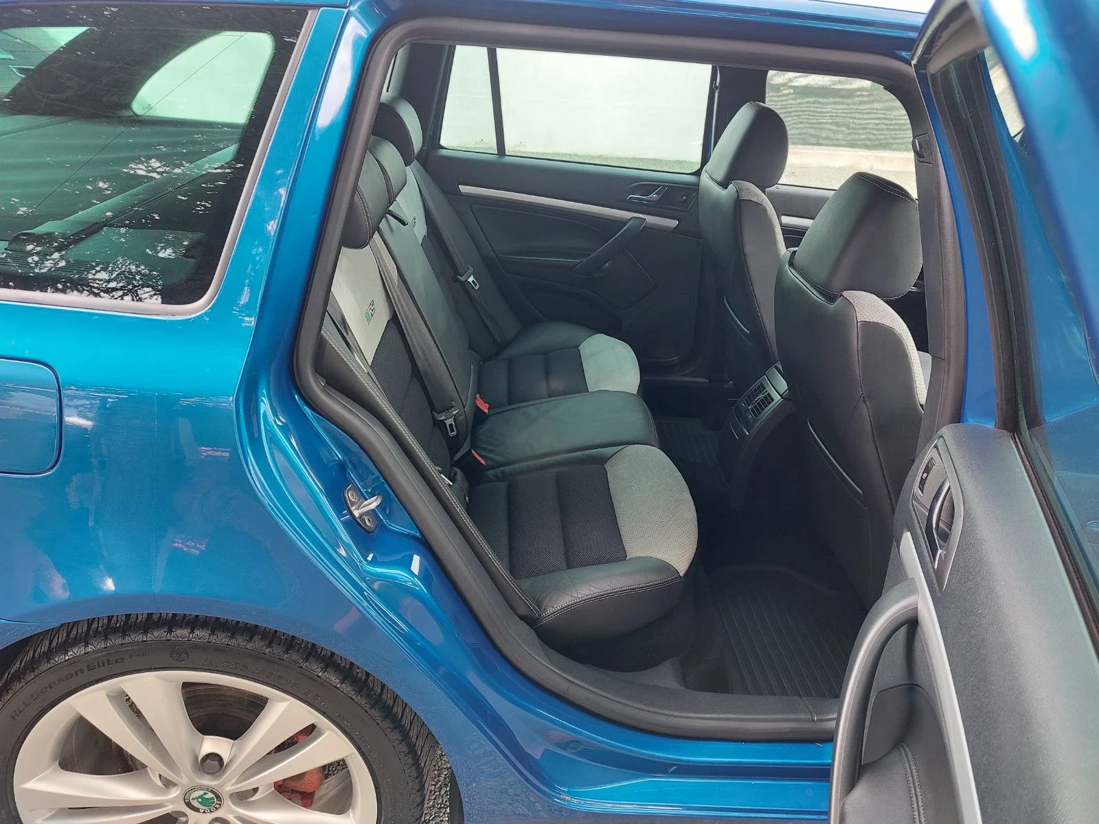 Skoda Octavia 2.0VRS, 6ск, снимка 7 - Автомобили и джипове - 55267882