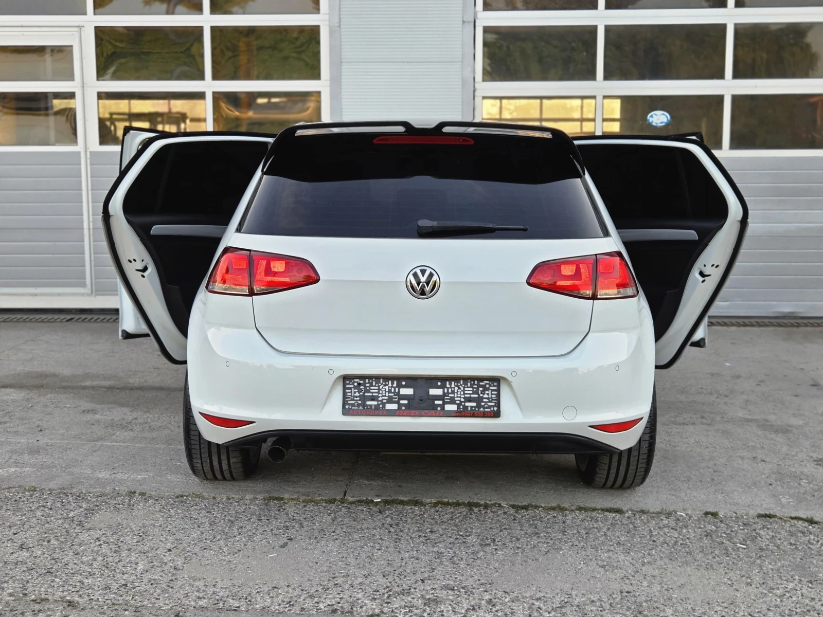 VW Golf 7 1.6TDI CUP EDITION, снимка 7 - Автомобили и джипове - 55306391