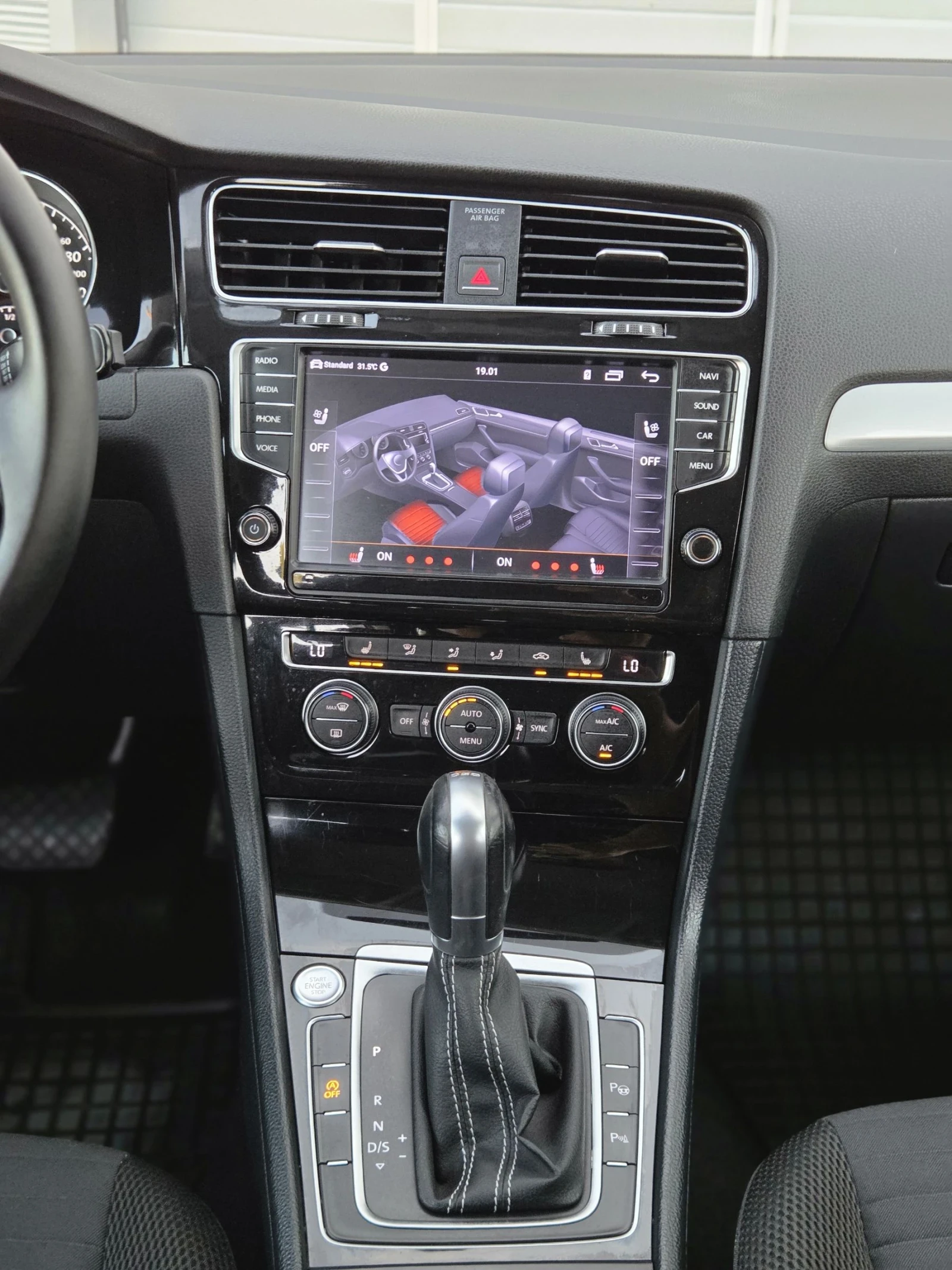 VW Golf 7 1.6TDI CUP EDITION, снимка 9 - Автомобили и джипове - 55306391