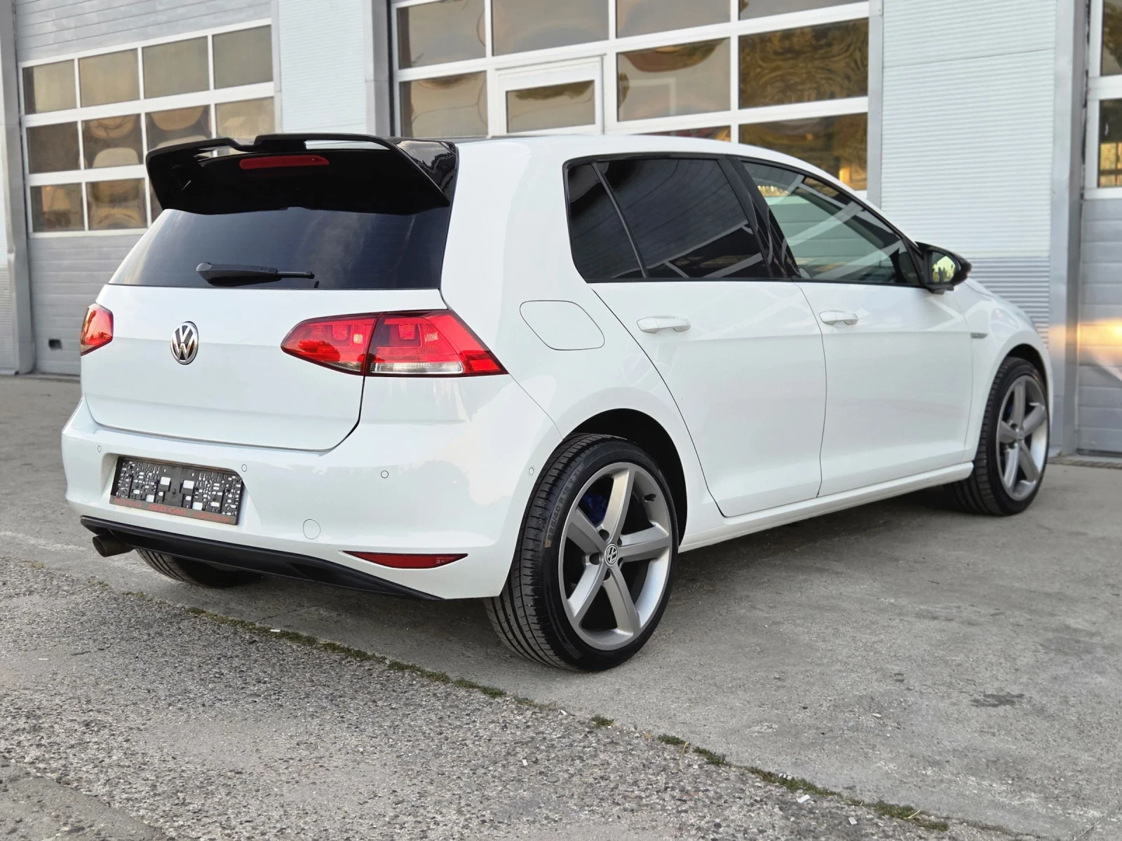 VW Golf 7 1.6TDI CUP EDITION, снимка 6 - Автомобили и джипове - 55306391
