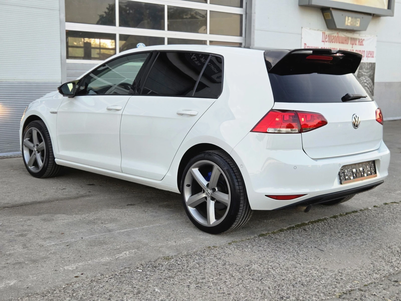 VW Golf 7 1.6TDI CUP EDITION, снимка 5 - Автомобили и джипове - 55306391