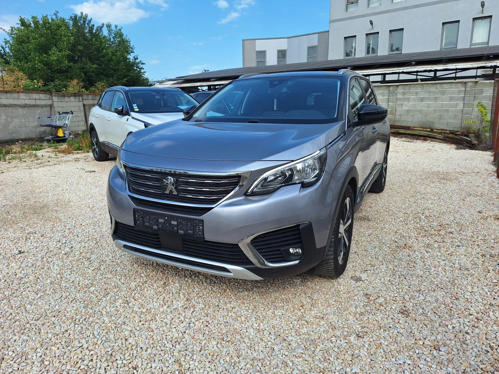 Peugeot 5008 1.6hdi* АВТОМАТИК/НАВИ/КАМЕРА/КЕЙЛЕС/ДИСТРОНИК* , снимка 2 - Автомобили и джипове - 55595236