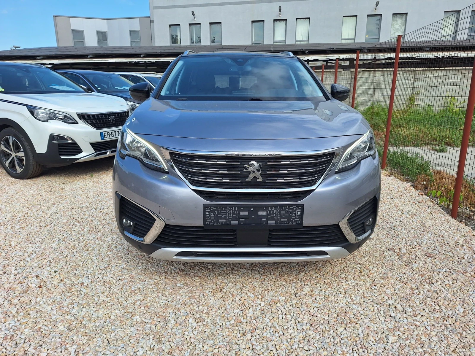 Peugeot 5008 1.6hdi* АВТОМАТИК/НАВИ/КАМЕРА/КЕЙЛЕС/ДИСТРОНИК* 