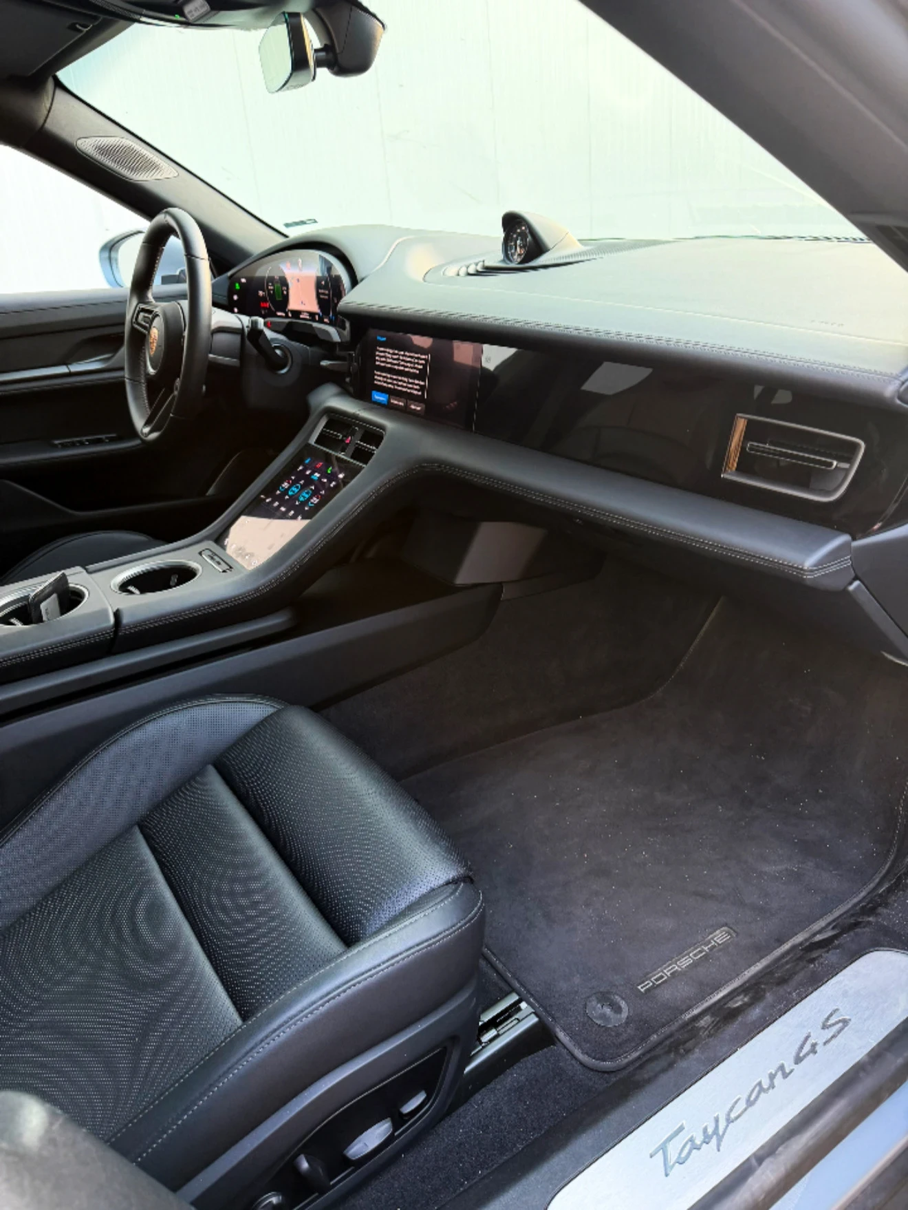 Porsche Taycan MATRIX/TOP/GARANCIA/105 KV/, снимка 6 - Автомобили и джипове - 55808403