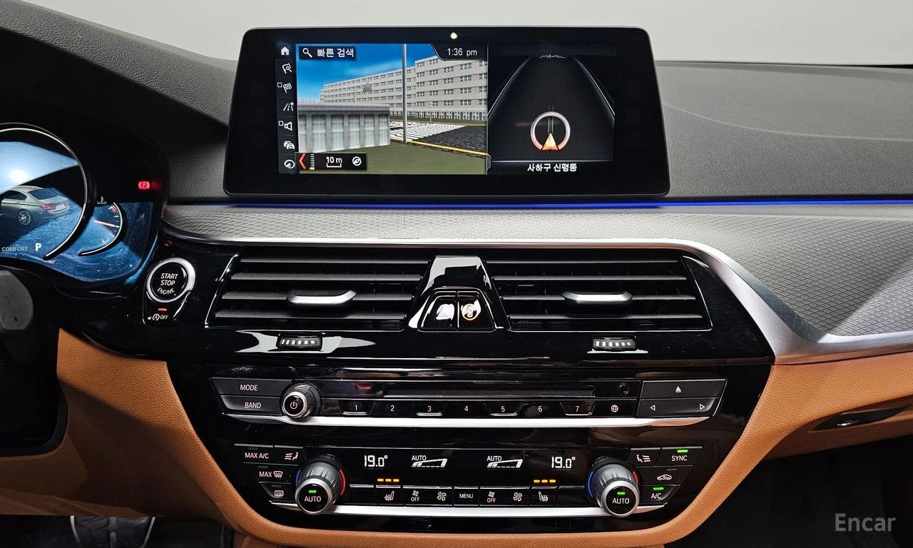 BMW 530 M* SPORT* XDRIVE* ���������* LANE* ASSIST* �����*  | Mobile.bg � ����������� 9