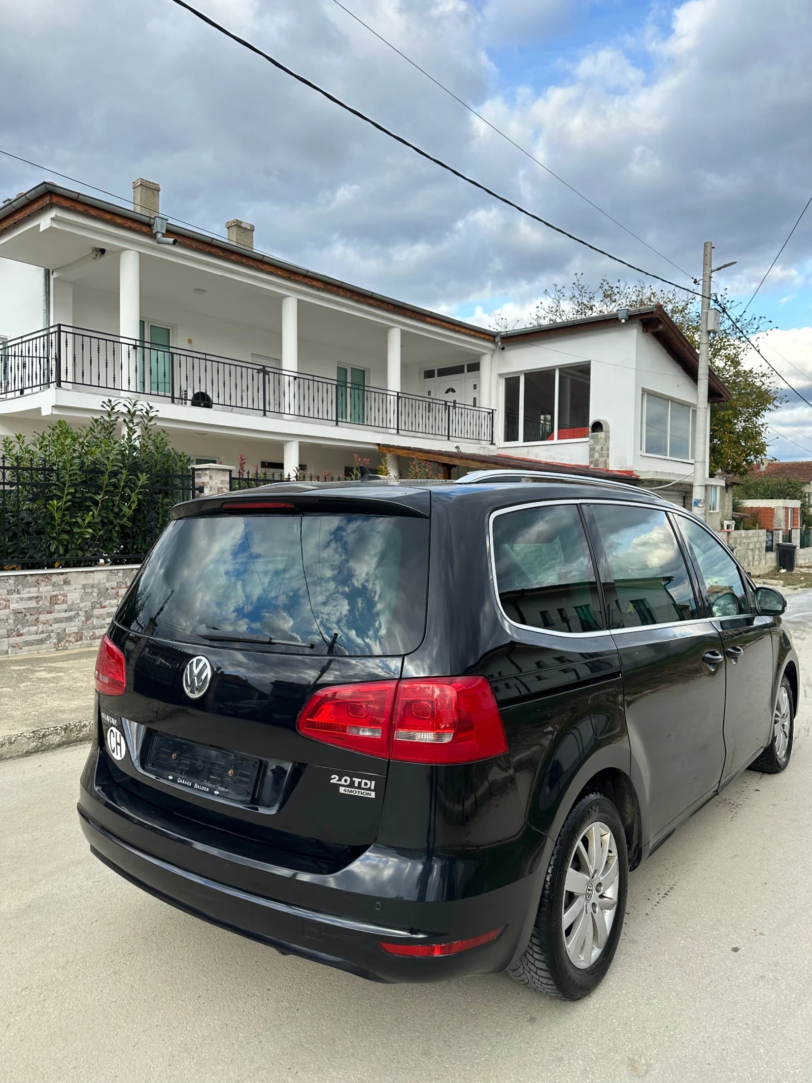 VW Sharan 2.0 D 4 M BMT, снимка 4 - Автомобили и джипове - 56544762