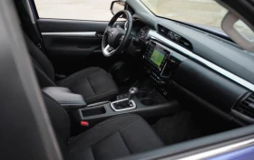 Toyota Hilux 2.8 SR5 4x4, снимка 10