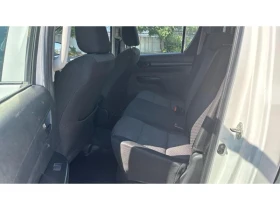 Toyota Hilux DOUBLE CAB 2.4D 6MT COMFORT, снимка 11