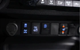 Toyota Hilux 2.8 SR5 4x4 - 32500 € / 63564.47 лв. - 82209119 11