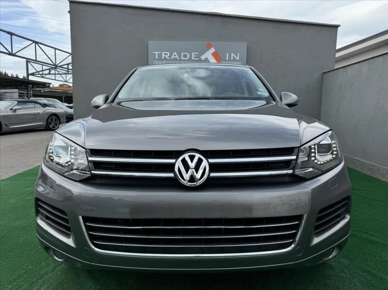 VW Touareg 4.2 TDI, снимка 2 - Автомобили и джипове - 47854863