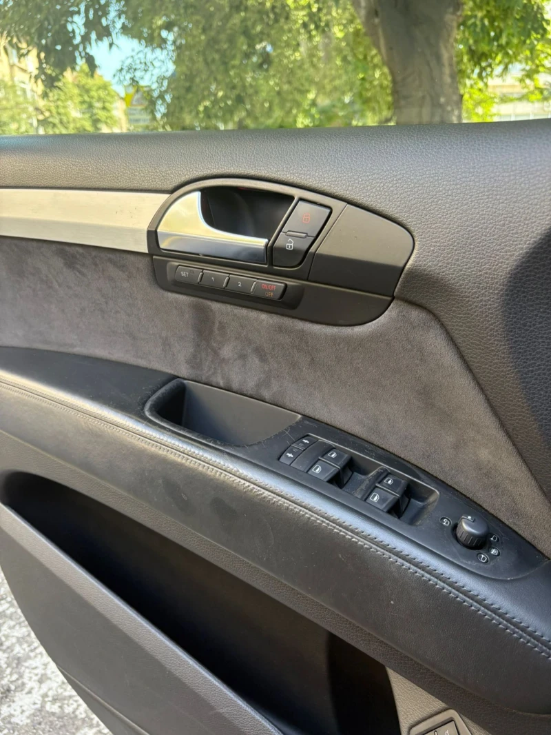 Audi Q7 S-line, снимка 8 - Автомобили и джипове - 51332290