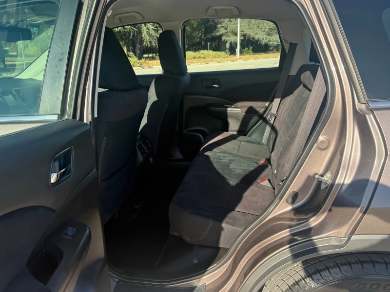 Honda Cr-v 1.6///Camera///Pioneer///LED///, снимка 12 - Автомобили и джипове - 51825814