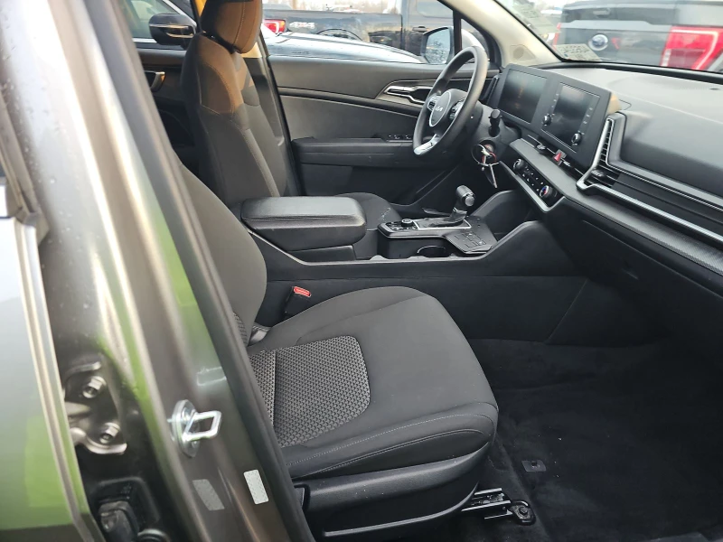 Kia Sportage LX, снимка 13 - Автомобили и джипове - 52740247