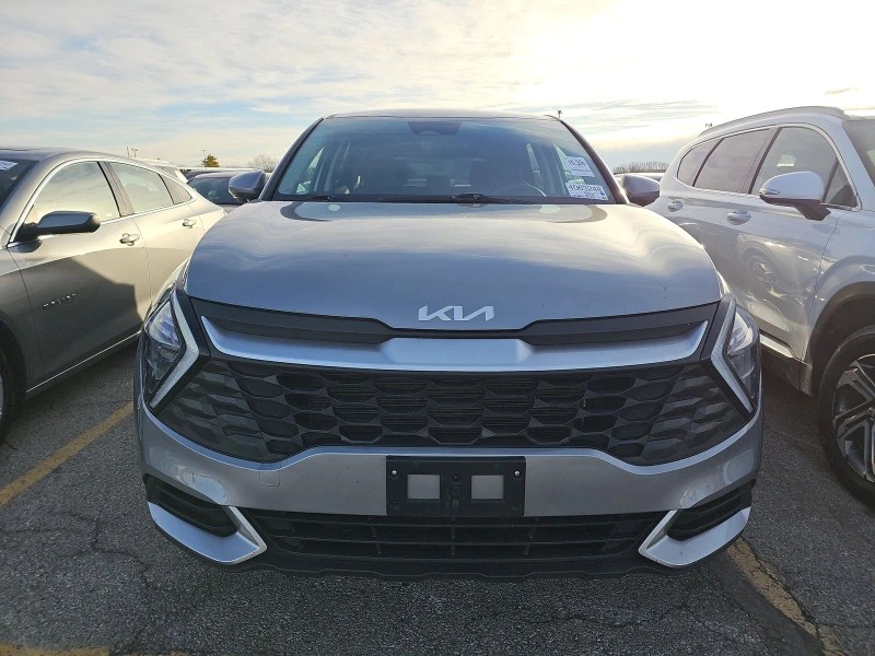 Kia Sportage LX, снимка 2 - Автомобили и джипове - 52740247