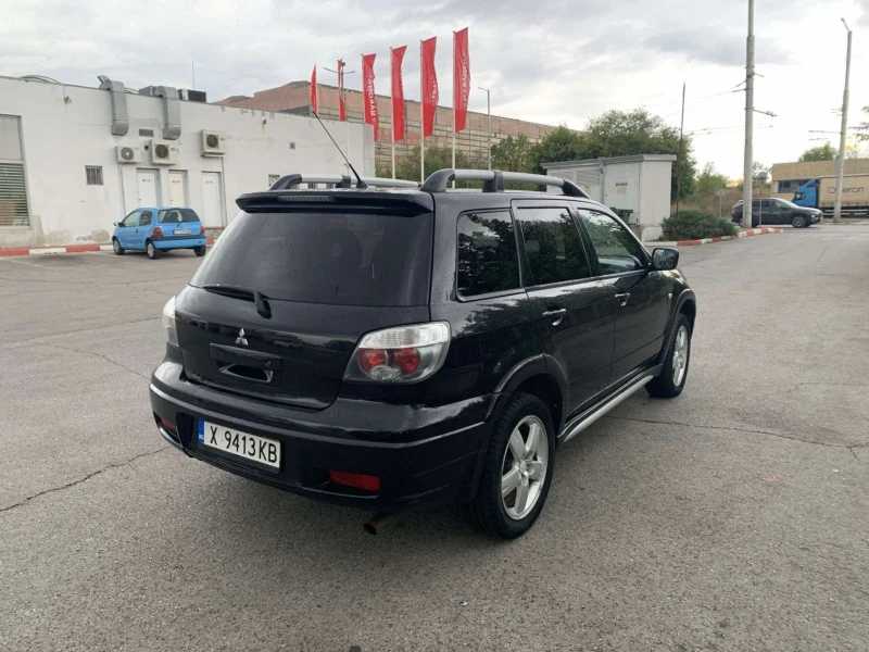Mitsubishi Outlander 2.0i, 4x4, ГАЗ, снимка 12 - Автомобили и джипове - 53301262