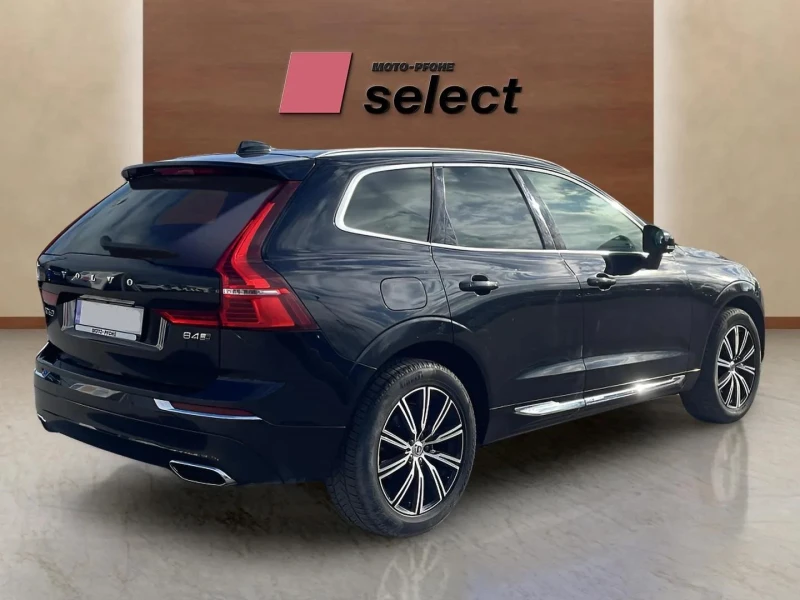 Volvo XC60 2.0 B4, снимка 5 - Автомобили и джипове - 53459970